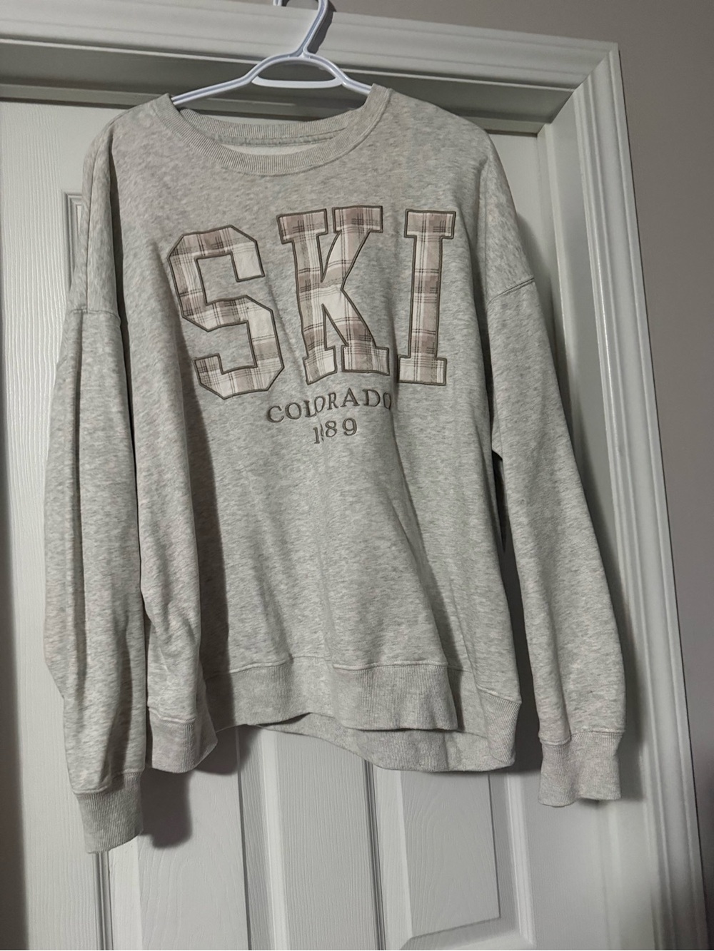 Hollister Heather Gray Women's Sweatshirt